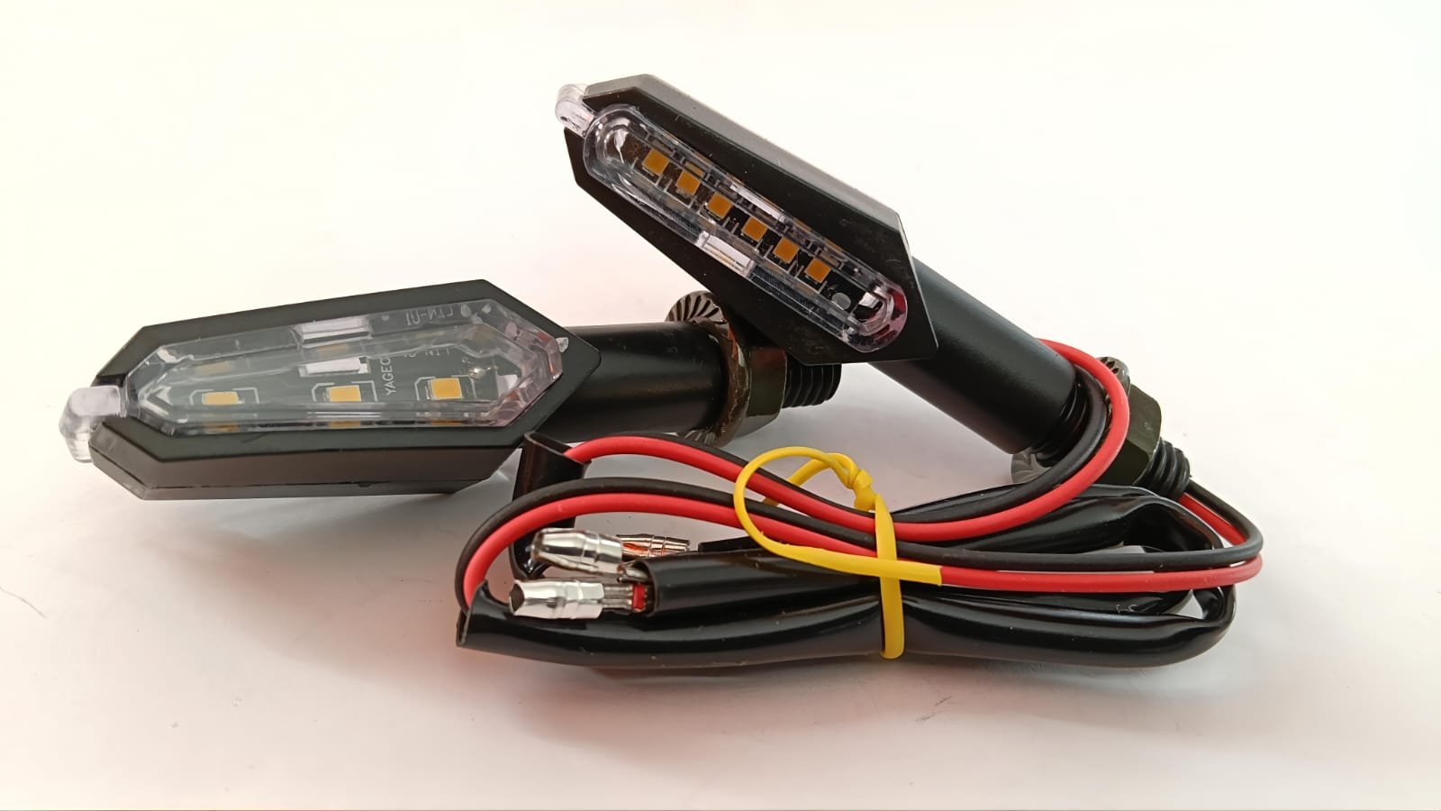 DIRECCIONAL LINEAL MINI 3 LED STOP FIJO (ZXD-01-Y)